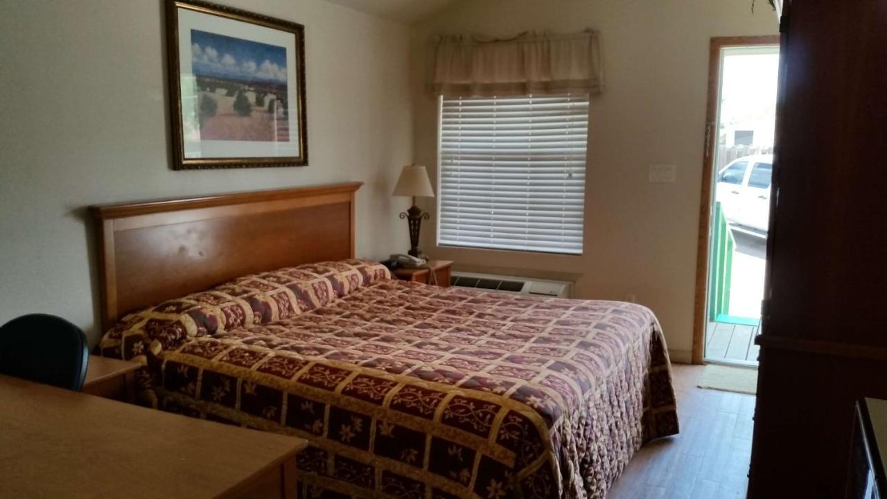 Garden Inn & Suites Hebbronville Ngoại thất bức ảnh
