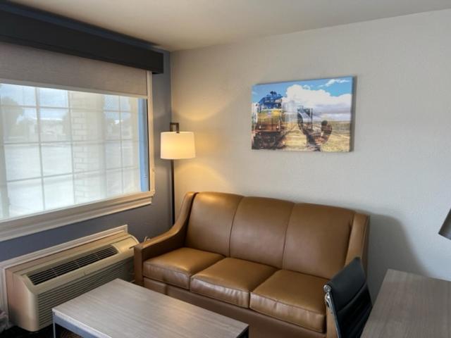 Garden Inn & Suites Hebbronville Ngoại thất bức ảnh
